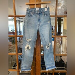 Abercrombie and Fitch high rise mom jean: NWT. Never worn. Size 28.